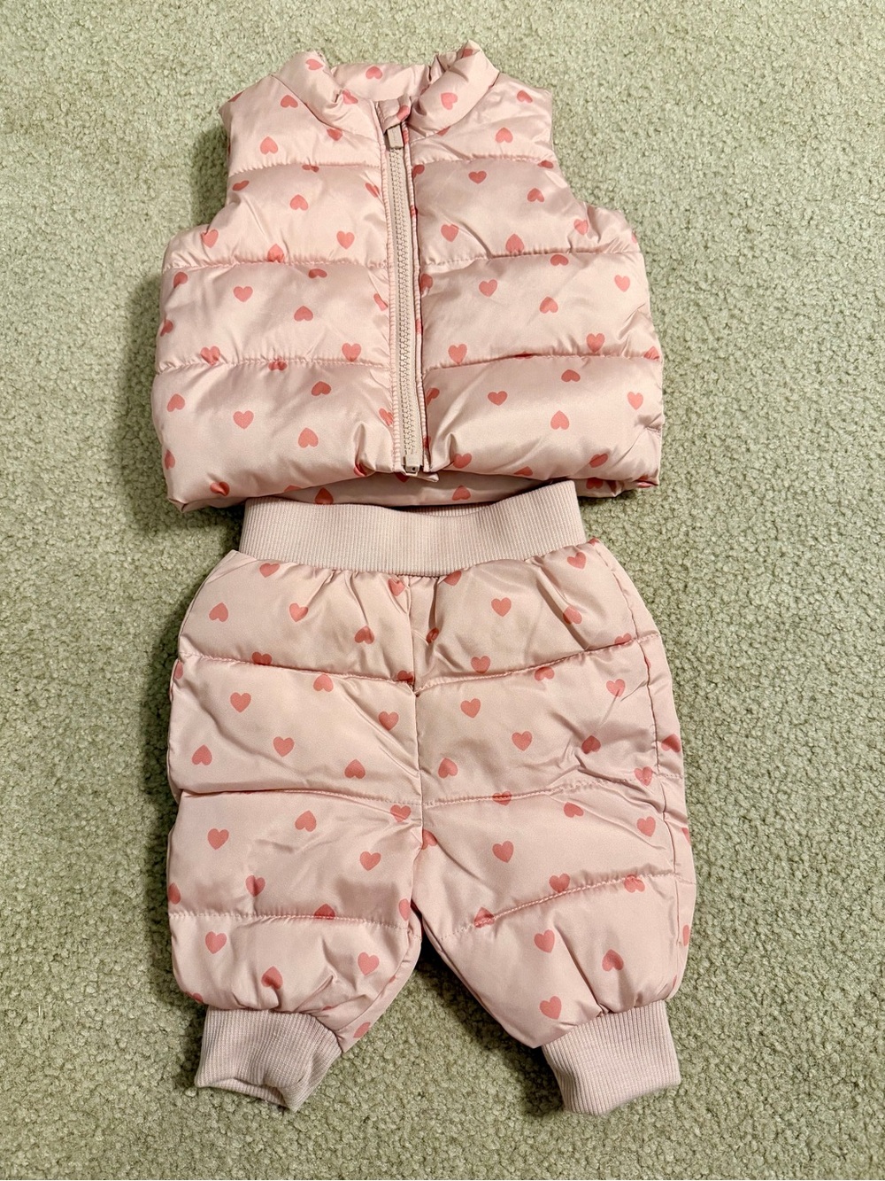 Old Navy Baby Puffer Vest Snow Pants Set Light Pink With Hearts 0-3 Months NWOT